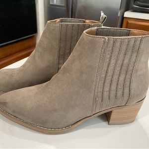 New, Universal Thread, Womens Booties